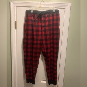 Men’s Pajamas, Plaid, Cuffed legs, size Large